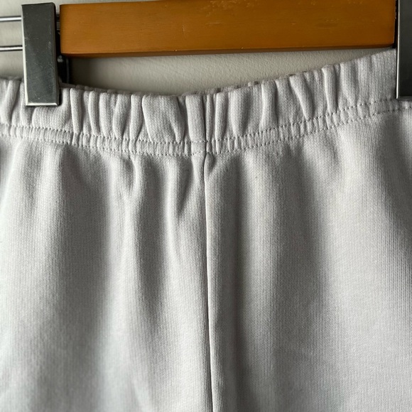 Tna AiryAF High Waisted Fleece Sweat Short Size XS - Picture 4 of 9